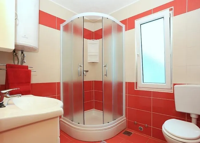 In With Sea View, Terrace, Air Conditioning, Wi-fi * Vir