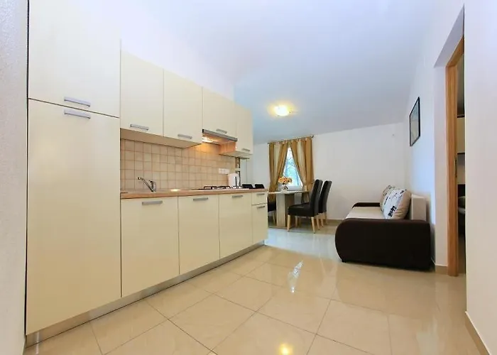 Daire In With Sea View, Terrace, Air Conditioning, Wi-fi *