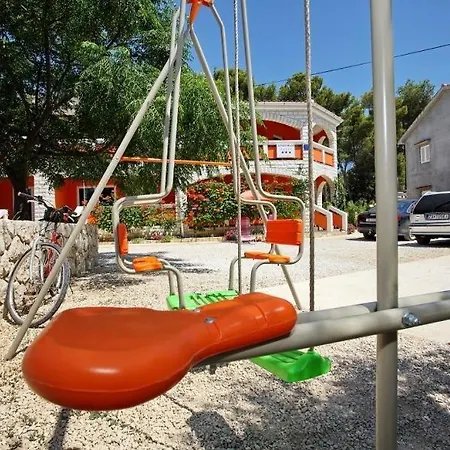 Apartmán In With Sea View, Terrace, Air Conditioning, Wi-fi