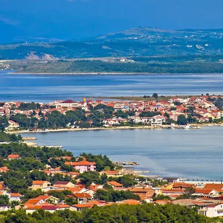 Apartment In With Sea View, Terrace, Air Conditioning, Wi-fi *