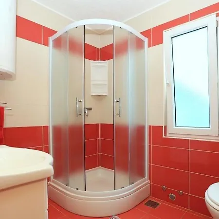In With Sea View, Terrace, Air Conditioning, Wi-fi * Vir