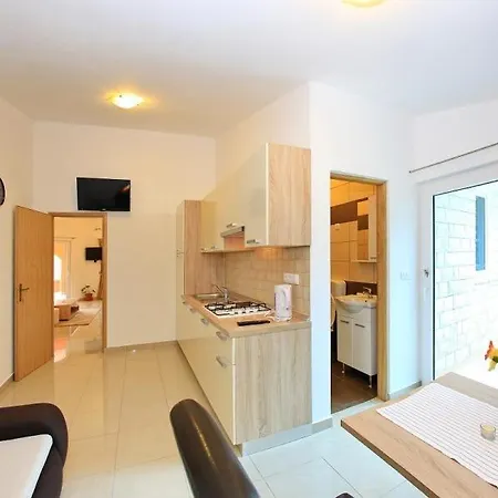 In With Sea View, Terrace, Air Conditioning, Wi-fi Apartment Vir