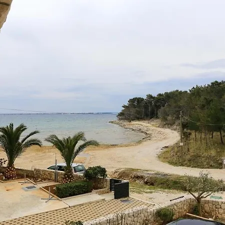 Apartment In With Sea View, Terrace, Air Conditioning, Wi-fi *