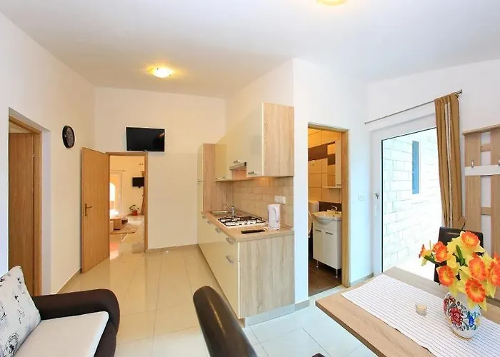 In With Sea View, Terrace, Air Conditioning, Wi-fi Apartament Vir